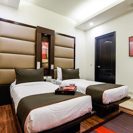 Hotel O Venkata Sai Sadan Mathrusree Nagar Kondapur  Екстер'єр фото