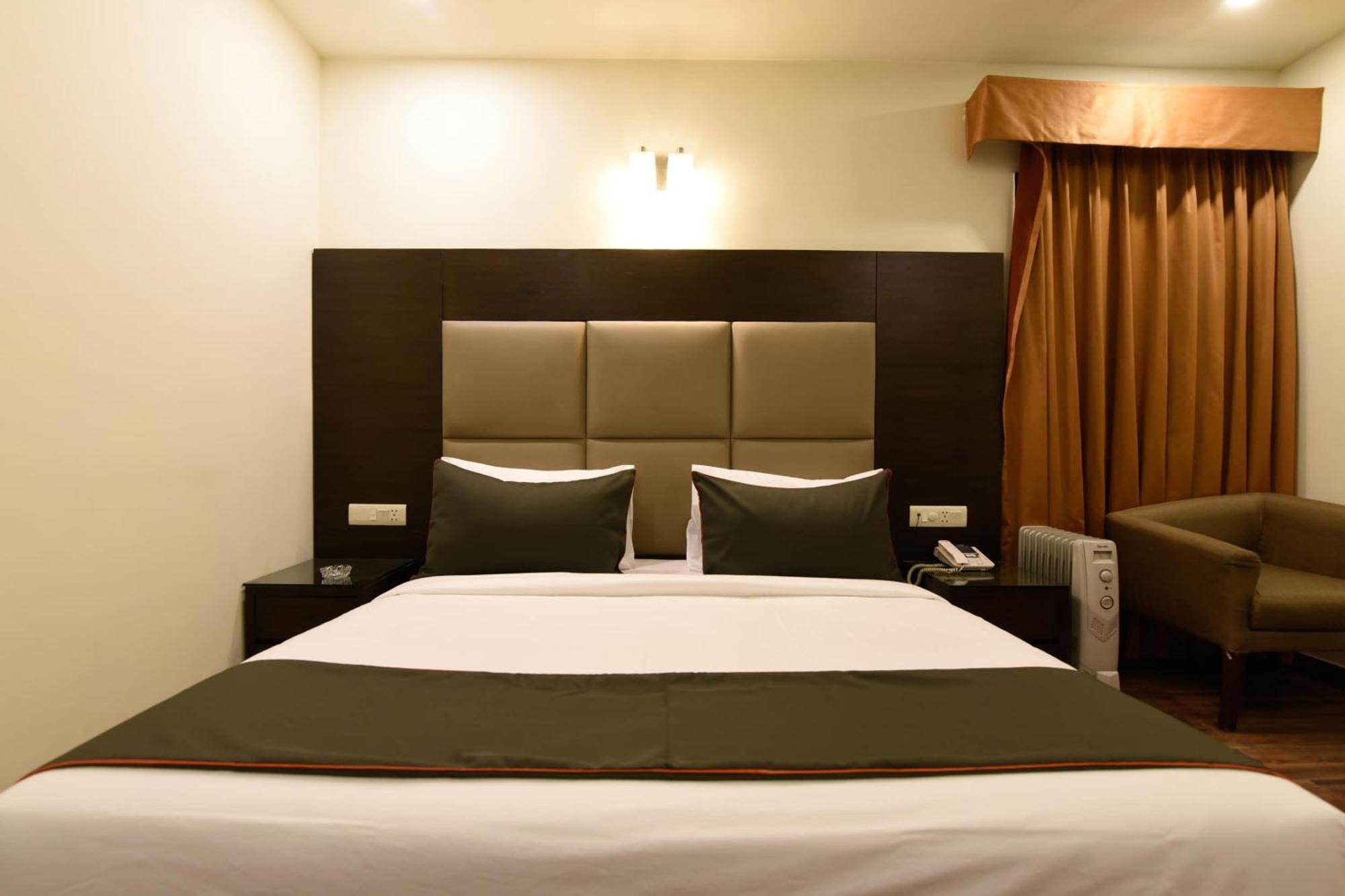 Hotel O Venkata Sai Sadan Mathrusree Nagar Kondapur  Екстер'єр фото