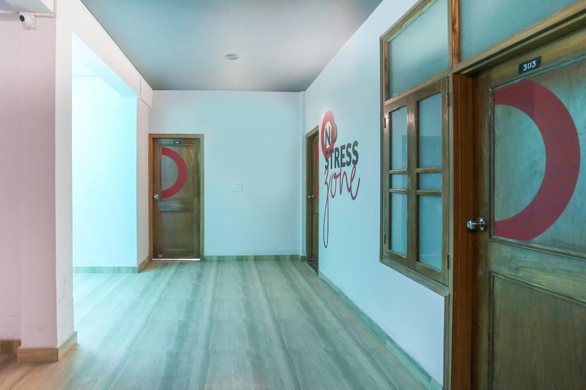 Hotel O Venkata Sai Sadan Mathrusree Nagar Kondapur  Екстер'єр фото
